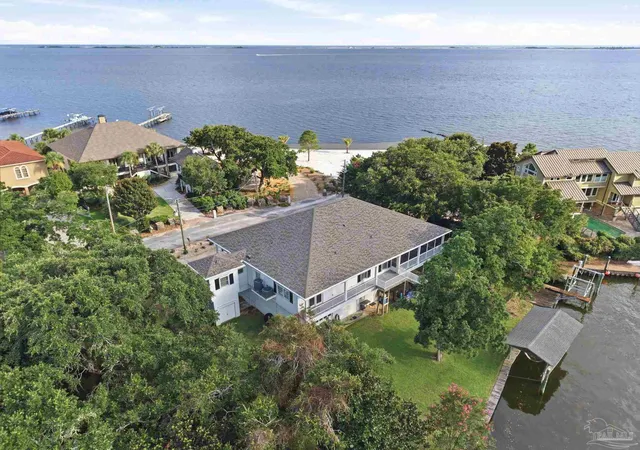 Photo 1 of Single family home for sale at 4639 Smokey Rd, Gulf Breeze, FL 32563 | MLS# 686203 | Listing updated on 2026-09-04