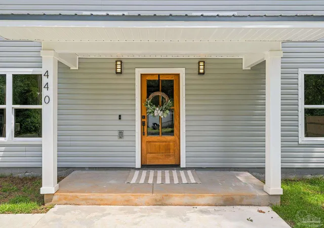 Photo 4 of Single family home for sale at 440 Western Pines Rd, Cantonment, FL 32533 | MLS# 676078 | Listing updated on 2026-09-14