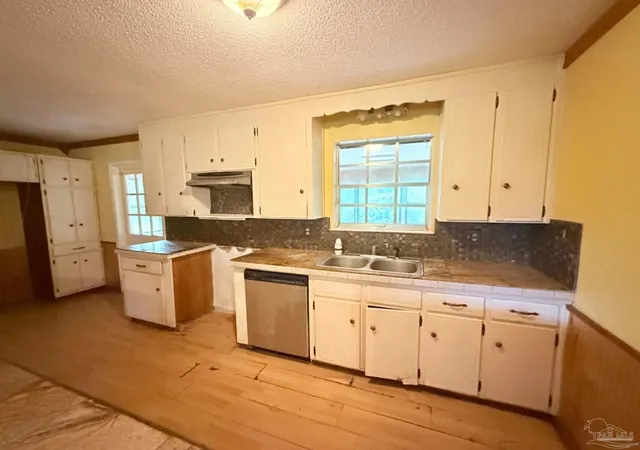 17th image of 7701 Mobile Hwy, Pensacola, FL 32526 | MLS# 686780