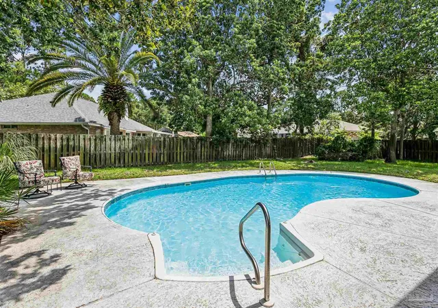 Photo 3 of Single family home for sale at 1591 Whisper Bay Blvd, Gulf Breeze, FL 32563 | MLS# 685154 | Listing updated on 2026-07-20