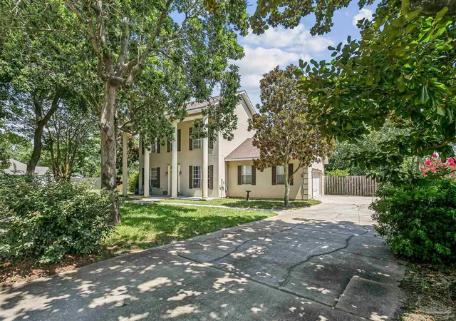 Photo 3 of Single family home for sale at 1591 Whisper Bay Blvd, Gulf Breeze, FL 32563 | MLS# 685154 | Listing updated on 2026-07-20
