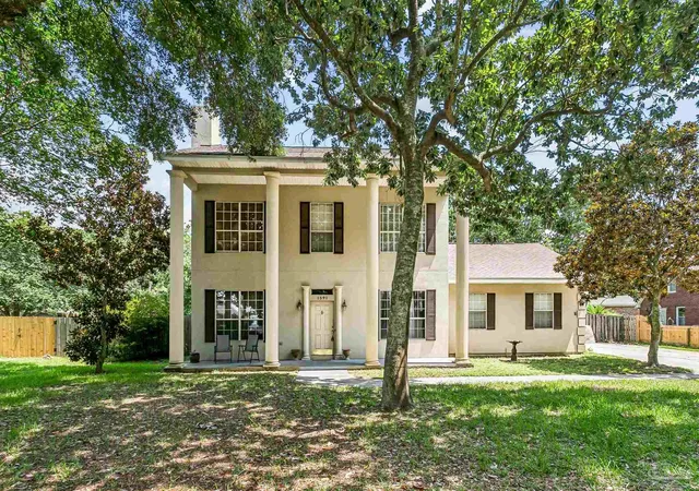 Photo 4 of Single family home for sale at 1591 Whisper Bay Blvd, Gulf Breeze, FL 32563 | MLS# 685154 | Listing updated on 2026-07-20