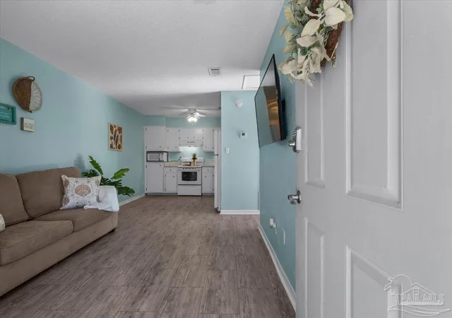 Photo 3 of Condo for sale at 1301 Redwood Ln #F, Gulf Breeze, FL 32563 | MLS# 684014 | Listing updated on 2026-09-01