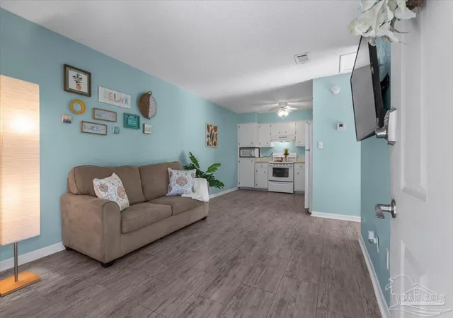 Photo 4 of Condo for sale at 1301 Redwood Ln #F, Gulf Breeze, FL 32563 | MLS# 684014 | Listing updated on 2026-09-01