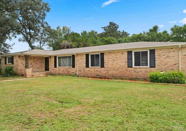 Photo 1 of Single family home for sale at 7200 Tippin Ave, Pensacola, FL 32504 | MLS# 687749 | Listing updated on 2026-09-10