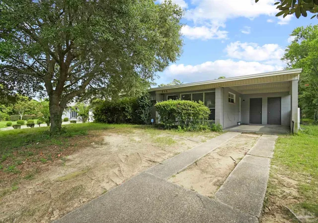 1st image of 815 Woodland Dr, Pensacola, FL 32503 | MLS# 687920