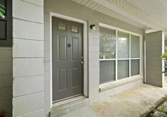 4th image of 815 Woodland Dr, Pensacola, FL 32503 | MLS# 687920