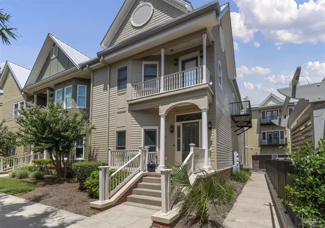1st image of 207 W Jackson St #11, Pensacola, FL 32501 | MLS# 687109