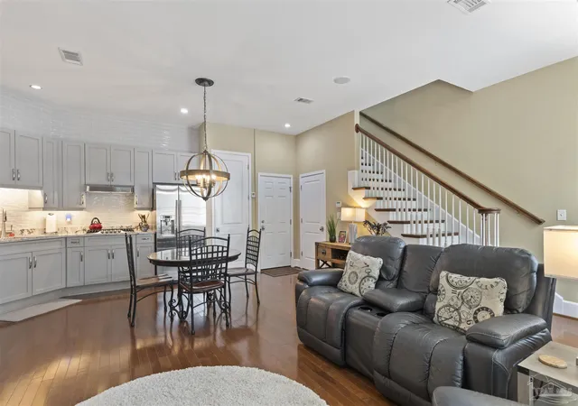 Photo 4 of Condo for sale at 207 W Jackson St #11, Pensacola, FL 32501 | MLS# 687109 | Listing updated on 2026-09-10