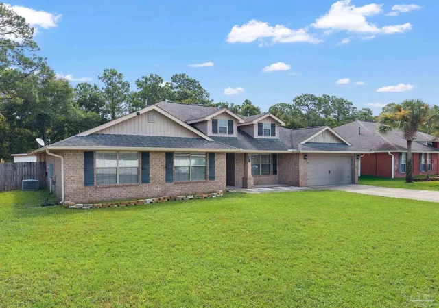 Photo 2 of Single family home for sale at 2104 Stennis Dr, Pensacola, FL 32506 | MLS# 687559 | Listing updated on 2026-08-19