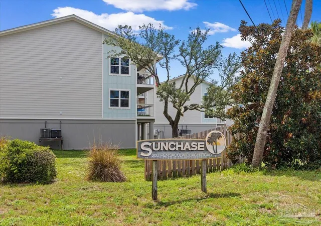 2nd image of 200 Pensacola Beach Rd #G4, Gulf Breeze, FL 32561 | MLS# 687265