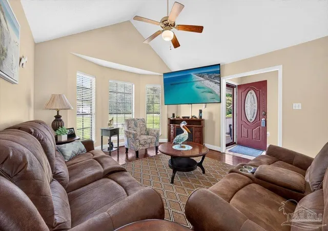 5th image of 2445 Elkhart Dr, Navarre, FL 32566 | MLS# 686610