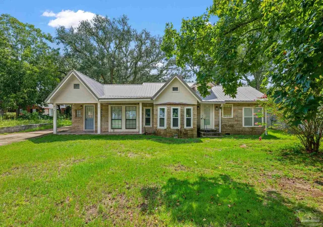 1st image of 914 Scenic Hwy, Pensacola, FL 32503 | MLS# 687496