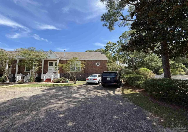 2nd image of 1020 E Jordan St #B, Pensacola, FL 32503 | MLS# 687378