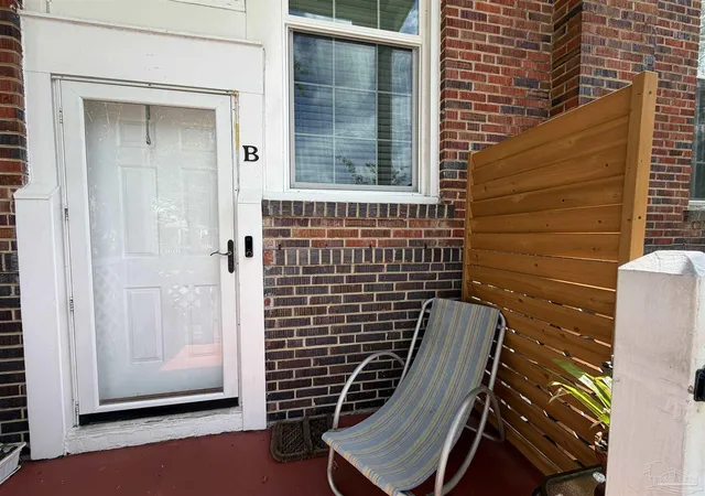 3rd image of 1020 E Jordan St #B, Pensacola, FL 32503 | MLS# 687378