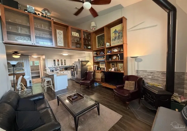 4th image of 1020 E Jordan St #B, Pensacola, FL 32503 | MLS# 687378