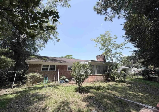 Photo 11 of Sale Pending at 4216 Acacia Dr, Pensacola, FL 32503 | MLS# 687704 | Listing updated on 2026-08-22
