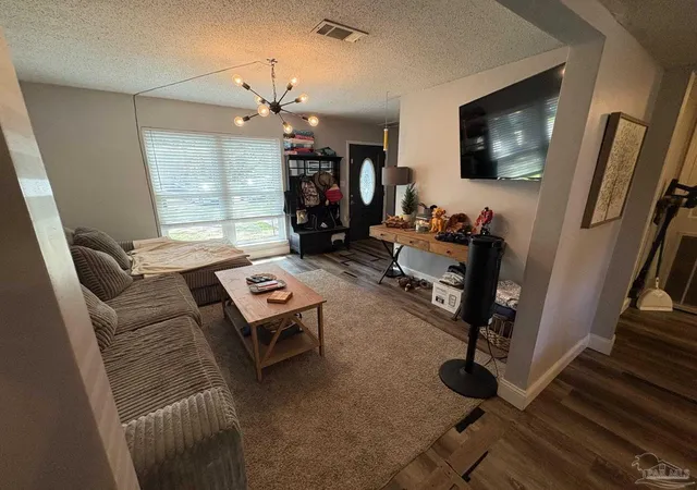4th image of 6307 Harvard Ct, Pensacola, FL 32504 | MLS# 687028
