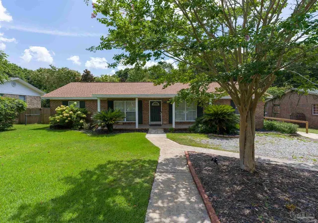 2nd image of 3241 Bayview Way, Pensacola, FL 32503 | MLS# 687800