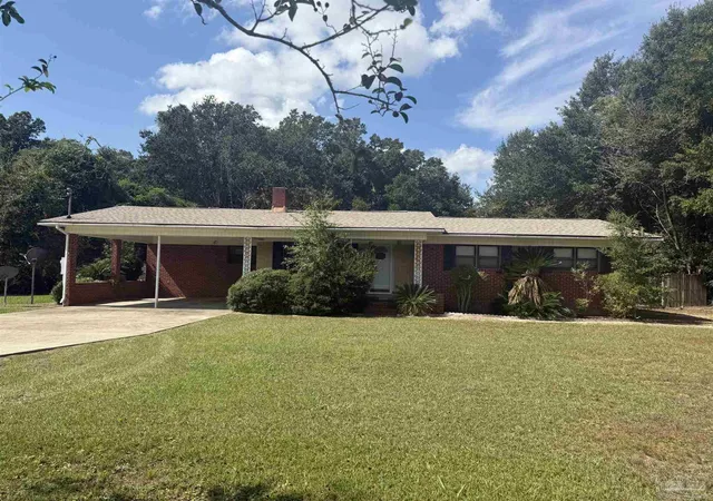 Photo 1 of Single family home for sale at 4663 Chumuckla Hwy, Milton, FL 32571 | MLS# 685995 | Listing updated on 2026-07-16