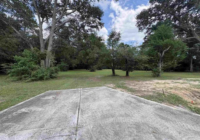 Photo 2 of Land for sale at 7506 Klondike Rd, Pensacola, FL 32526 | MLS# 686990 | Listing updated on 2026-08-10