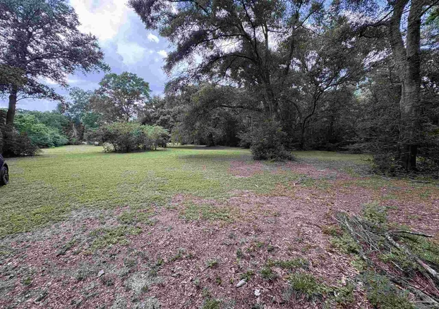 Photo 3 of Land for sale at 7506 Klondike Rd, Pensacola, FL 32526 | MLS# 686990 | Listing updated on 2026-08-10