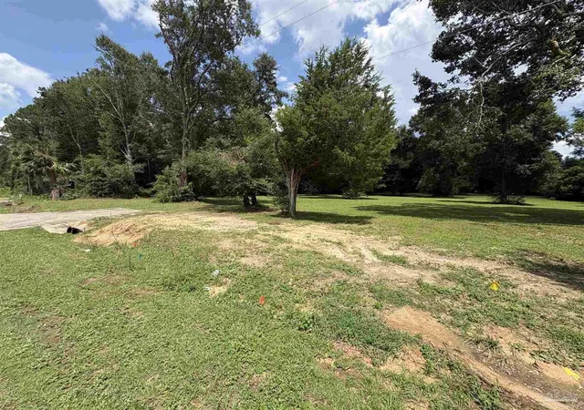Photo 4 of Land for sale at 7506 Klondike Rd, Pensacola, FL 32526 | MLS# 686990 | Listing updated on 2026-08-10