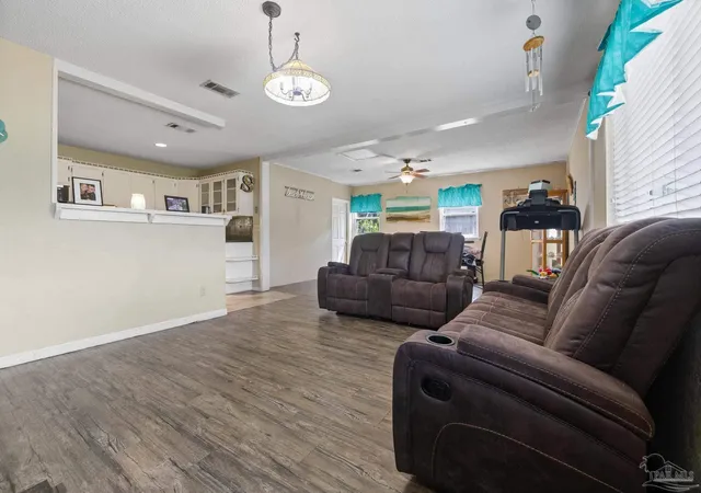 Photo 3 of Sale Pending at 5557 Mulat Rd, Milton, FL 32583 | MLS# 687813 | Listing updated on 2026-08-26