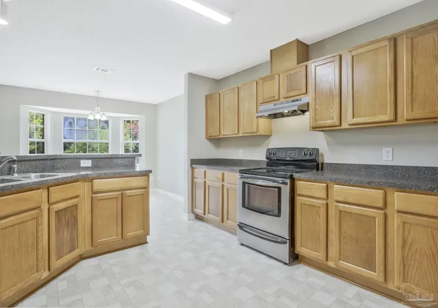 Photo 3 of Single family home for sale at 5051 Port St Joe St, Pensacola, FL 32526 | MLS# 686068 | Listing updated on 2026-08-13