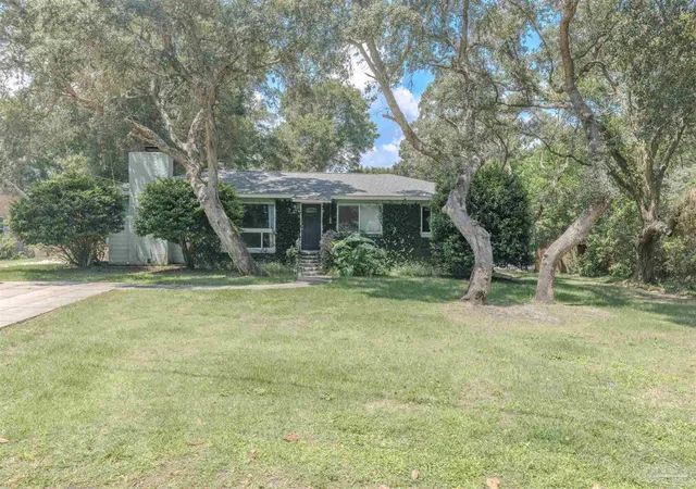 1st image of 4 Cadiz St, Gulf Breeze, FL 32561 | MLS# 687609