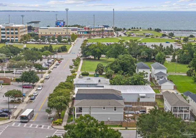 3rd image of 301 S Reus St, Pensacola, FL 32502 | MLS# 687698