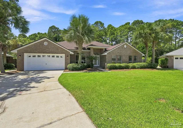 2nd image of 1338 Ashford Dr, Gulf Breeze, FL 32563 | MLS# 685756