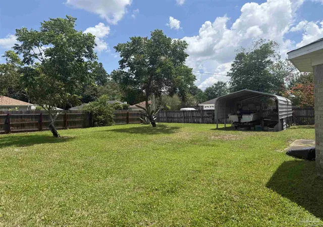 Photo 4 of Single family home for sale at 401 Thorn Ct, Pensacola, FL 32526 | MLS# 686167 | Listing updated on 2026-09-25