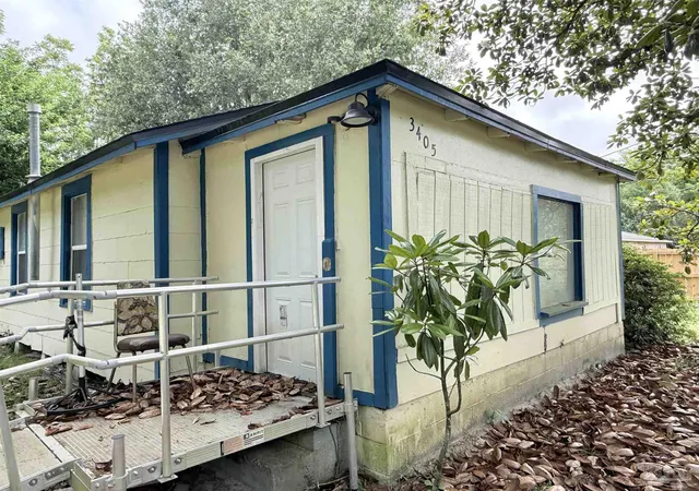 Photo 2 of Single family home for sale at 3405 W Fisher St, Pensacola, FL 32505 | MLS# 686989 | Listing updated on 2026-08-16