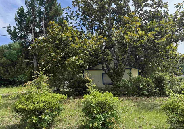 Photo 7 of Single family home for sale at 3405 W Fisher St, Pensacola, FL 32505 | MLS# 686989 | Listing updated on 2026-08-16