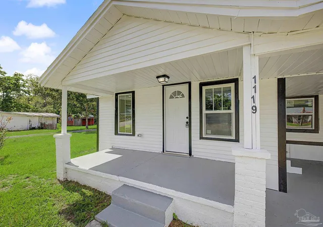 Photo 4 of Single family home for sale at 1119 Muscogee Rd, Cantonment, FL 32533 | MLS# 687600 | Listing updated on 2026-09-03