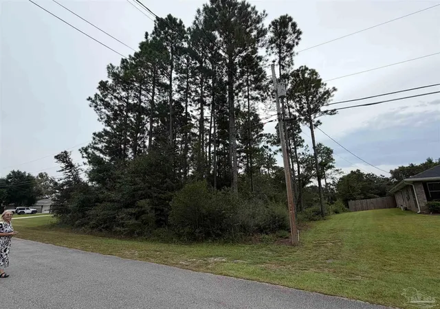 Photo 3 of Sale Pending at 00 Bryant St, Navarre, FL 32566 | MLS# 687974 | Listing updated on 2026-08-29