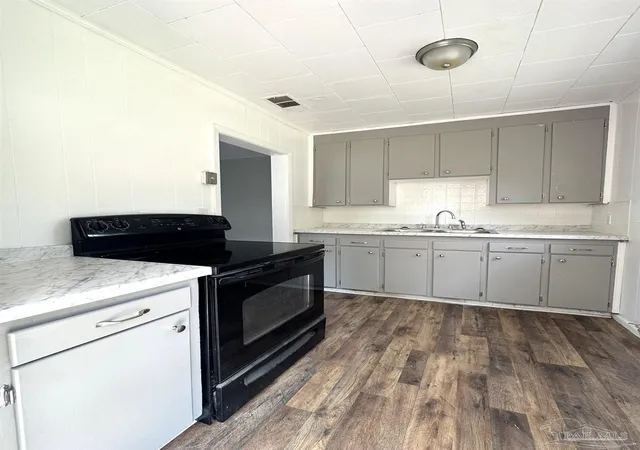 9th image of 128 Brandon Ave, Pensacola, FL 32507 | MLS# 682399