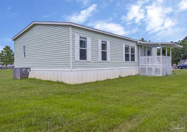 3rd image of 119 Kathryn Dr, Pensacola, FL 32506 | MLS# 687256