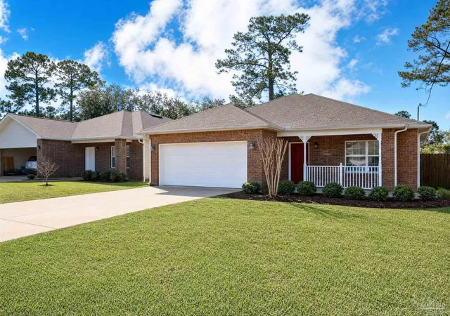 Photo 2 of Single family home for sale at 1684 Sycamore Ave, Niceville, FL 32578 | MLS# 687787 | Listing updated on 2026-10-06