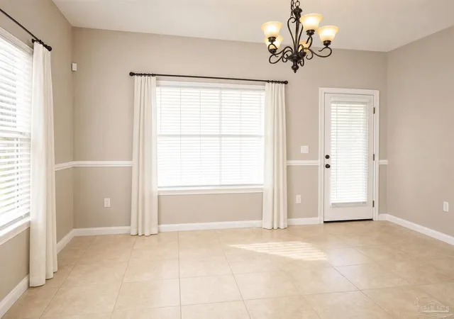 Photo 4 of Single family home for sale at 1684 Sycamore Ave, Niceville, FL 32578 | MLS# 687787 | Listing updated on 2026-10-06