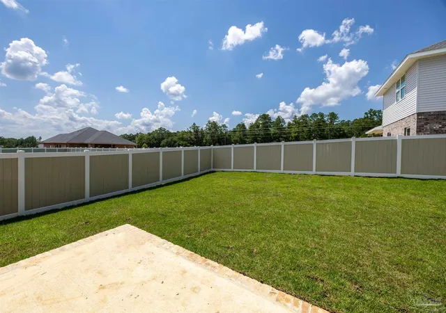 Photo 4 of Sale Pending at 5937 Grayton Park Ln, Milton, FL 32571 | MLS# 677369 | Listing updated on 2026-08-27