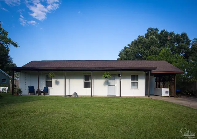 Photo 1 of Sale Pending at 6402 Beauclair Dr, Pensacola, FL 32504 | MLS# 687122 | Listing updated on 2026-09-15