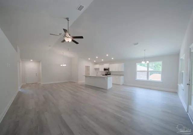 4th image of 9826 Windy Hill Rd, Pensacola, FL 32526 | MLS# 686954