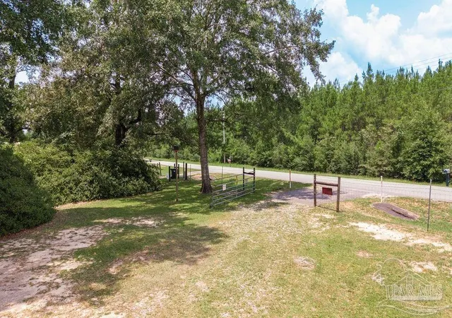 3rd image of 3101 Breastworks Rd, Mc David, FL 32568 | MLS# 686825