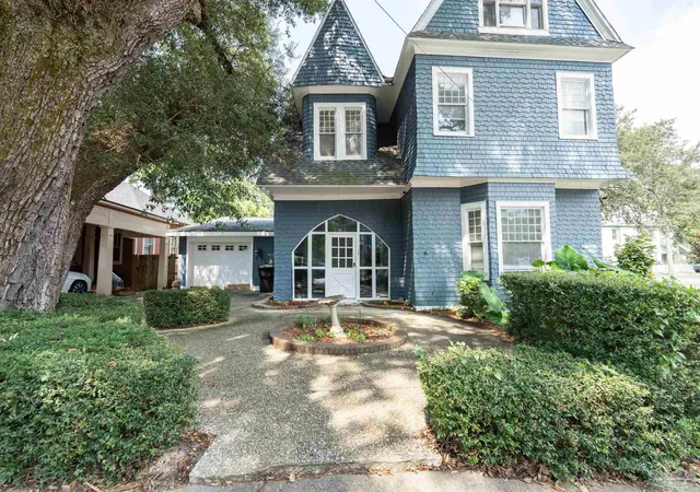 1st image of 713 N Spring St, Pensacola, FL 32501 | MLS# 686903