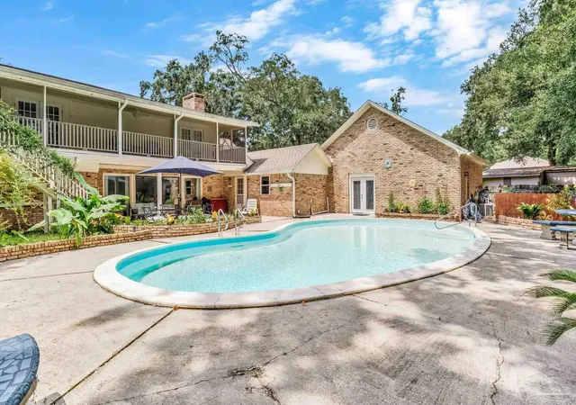 1st image of 32 Blithewood Dr, Pensacola, FL 32514 | MLS# 687761