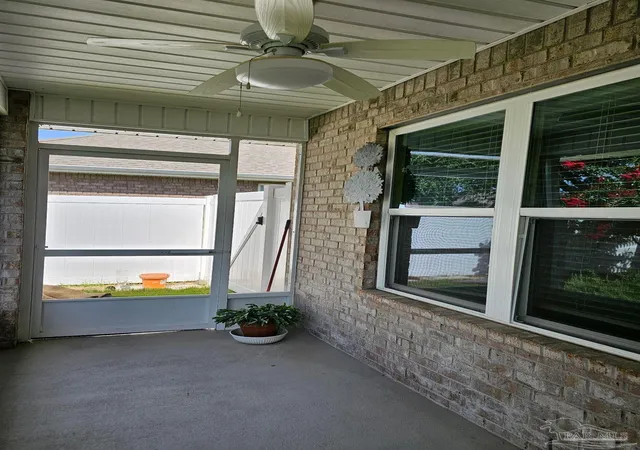 4th image of 3881 Throne Ct, Milton, FL 32583 | MLS# 686881