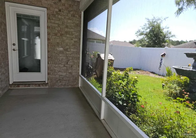 5th image of 3881 Throne Ct, Milton, FL 32583 | MLS# 686881