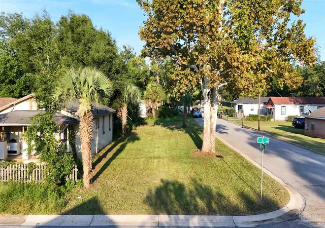 Land for sale at 1200 N C St, Pensacola, FL 32501 | MLS# 687712